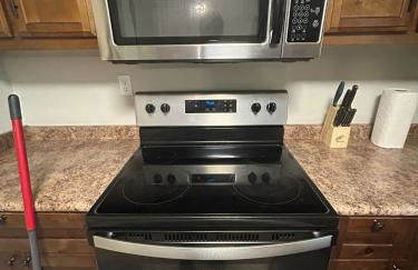 The Cozy Getaway Grill & Roku at Your Convenience! - Foto 63