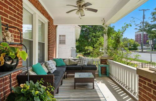 Stylish 4BR Getaway Sleeps 8 Prime Raleigh Location - Foto 3