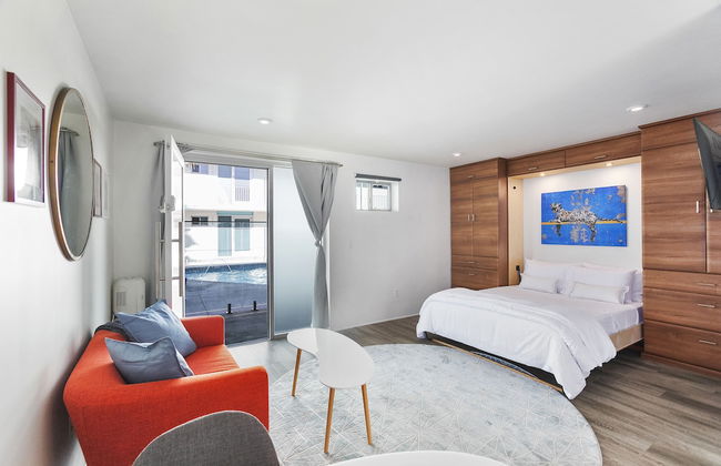 Modern Designer Studio with Pool - Foto 18