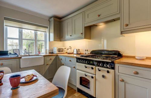 Walnut Cottage - Photo 7