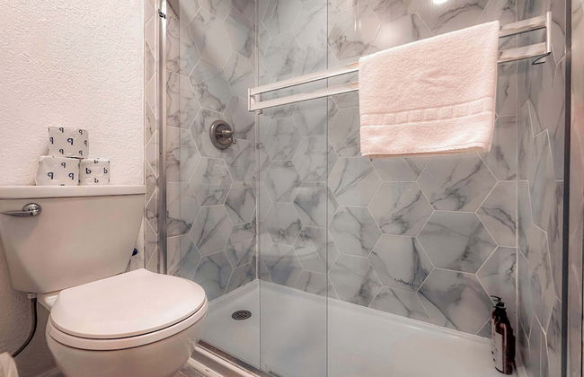 Lakeland Getaway Walk to Lake! - Foto 8