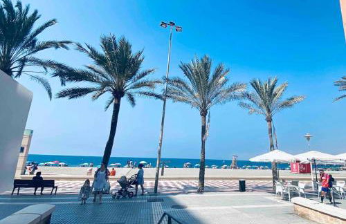 Apartamento de dos dormitorios en Almería. - Foto 1