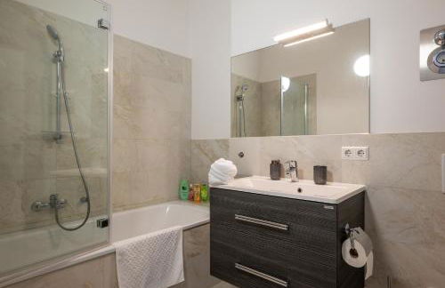 SweetHome - Luxus pur - große Küche, Terrasse, Stellplatz, WiFi - Foto 21