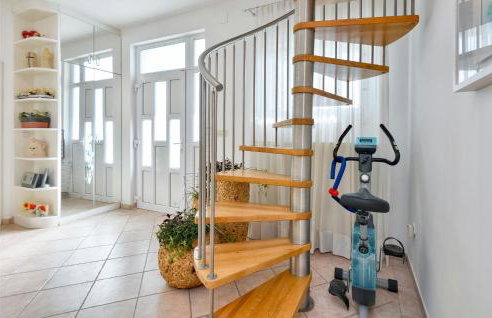 Cozy Home In Novi Marof With Sauna - Foto 37