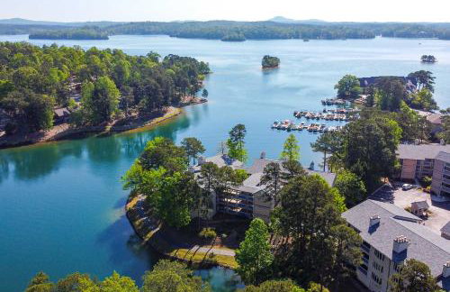Lake Keowee Condo Resort Pools and Lake Access! - Foto 3