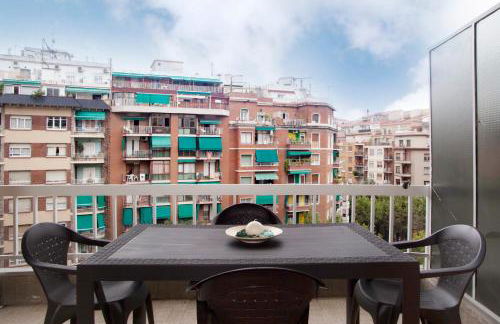 Family-Friendly Home in Central Barcelona 4BDR - Photo 26