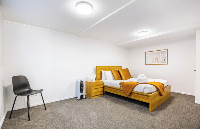 Riches Serendipity Home with Parking - Foto 3