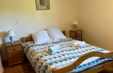 Maison 9 couchages avec piscine et jardin au calme - Foto 2