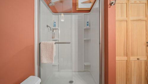 Luxury Cabin 45 Min to Asheville Hot Tub & Fire pit - Foto 3