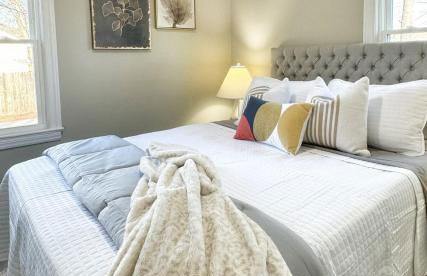 Stylish 2BR in Decatur - Big Deck - Pets OK - Fire Pit - Foto 27