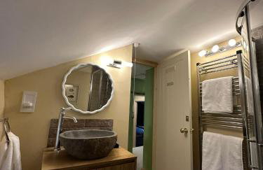 Maengwynedd, Llanrhaeadr Ym Mochnant - Foto 20