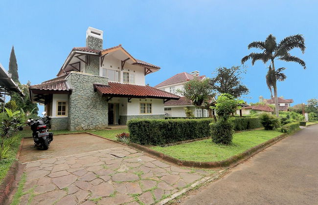 Villa ChavaMinerva Aries Ciater with Private Pool - Foto 20