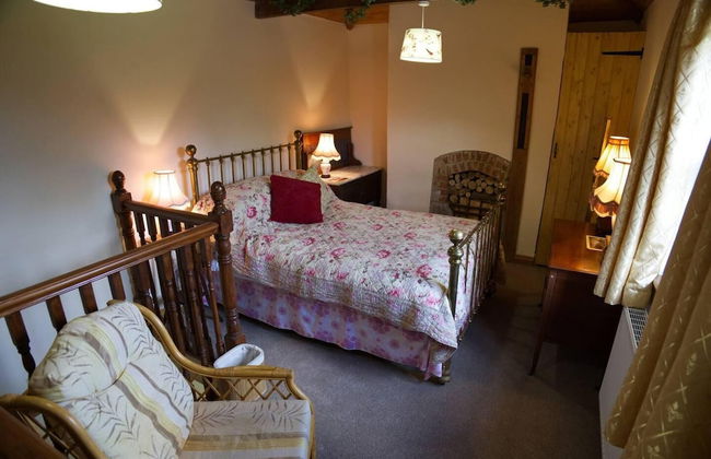 Cottage - Sleeps 2 - Garden - Parking - Foto 2