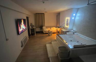 Loft ravissant 45m2 Jacuzzi RVB NIGHT 2 ÉTABLISSEMENT FERMÉ DÉFINITIVEMENT - Foto 15