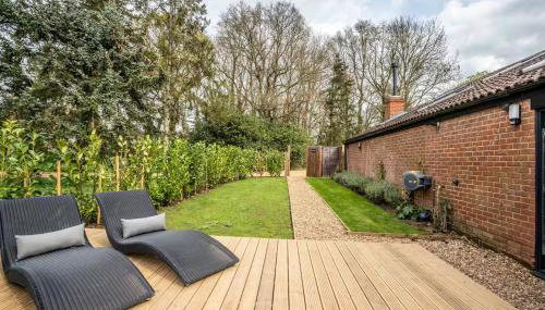 Modern self contained one bedroom with garden - Foto 3