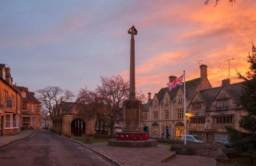 Campden Place - 2 Bed Home in Central Chipping Campden - Photo 23