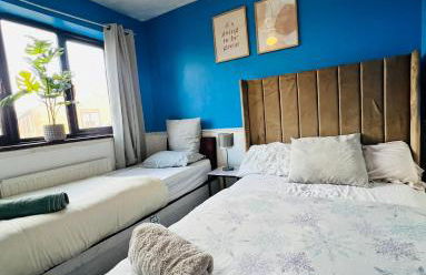 Olive, 3Bedrooms,1 extra Rm, Sleeps 9 with Garden, Free Parking in Grays, Lakeside, London - Foto 12