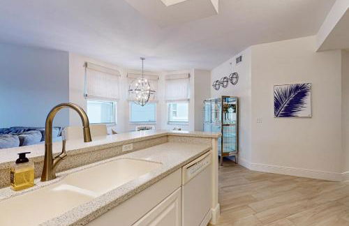 REGATTA AT VANDERBILT BEACH III #204 - Photo 26