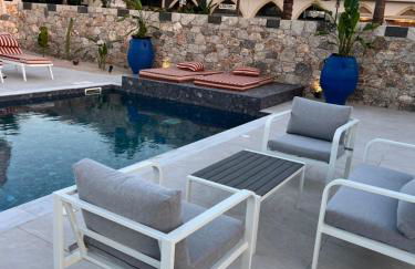 Cora May Central Villa with private pool 200m to the beach - Foto 44