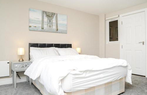 Luxury 5 Star apartments, Parking, Garden, near Metro Stations 10-15mins to London - Foto 27