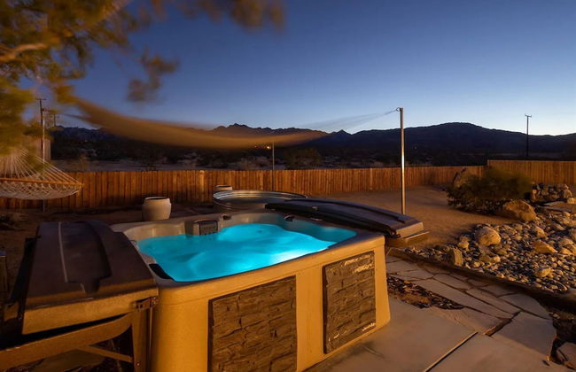 Stargaze Soak Hot Tub Fireplace Desert Views - Foto 3