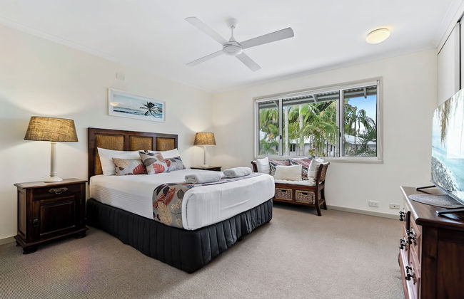 Coco Bay Resort - Photo 15