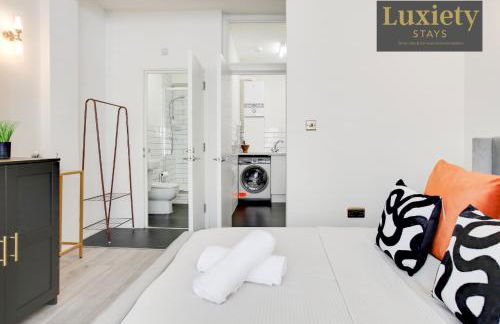 Gorgeous 1BR Studio By Luxiety Stays Short Lets & Serviced Accommodation Southend on sea With Free WiFi & Nr High St - Foto 13