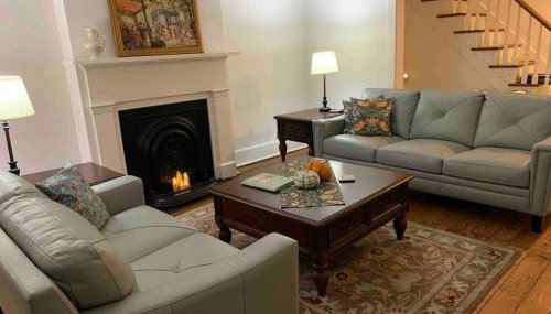 Madison Manor II by the River Hot Tub Downtown - Foto 5