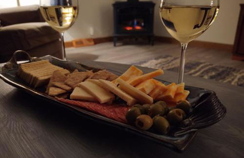 South Haven Getaway -Close to Beach & Town - Foto 50