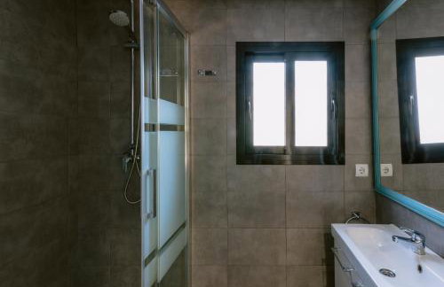 Villa Torres 10 minute walk from Playa den Bossa - Photo 13