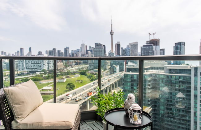 QuickStay CN Tower View Condo in Fort York - Foto 55