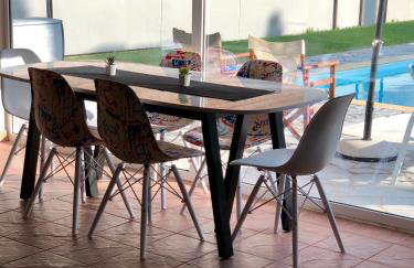 Sunlit Pool House - Foto 11