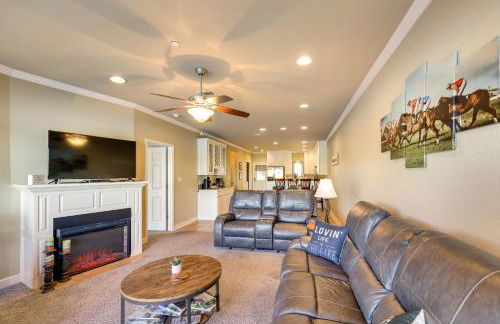Pool and Lake Hamilton Access Hot Springs Condo! - Foto 4