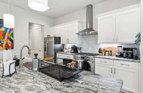 Joyous 3BD House in the heart of Fort Worth - Photo 22