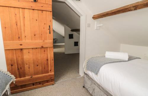 Belgrave House - Photo 38