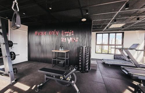 BE Deodoro, prédio novo! completo, com piscina e academia, perto do mercado público - Foto 18