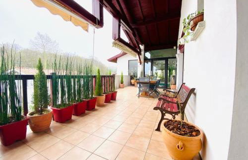 Maison avec piscine intérieure chauffée à 10min de Biarritz - Foto 8