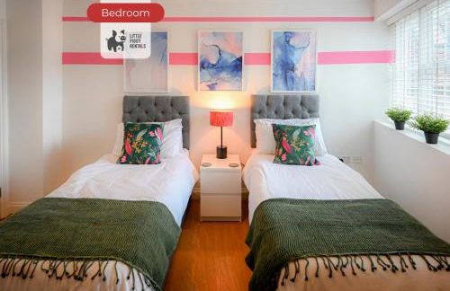 Quiet Premium Stansted Apartment in Central Location with WiFi and Desk - Foto 15