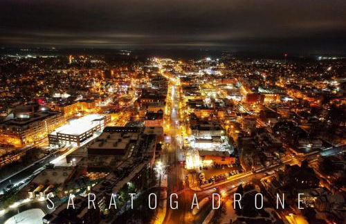 9 Bedroom Saratoga Retreat, In-Ground Heated Pool, HotTub, Firepit, Gourmet Kitchen, Private Office - Foto 80