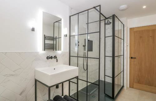 Tilia Barn - Photo 35