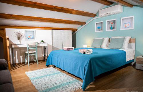 Adorable Holiday Home With Pool and Terrace - Foto 87