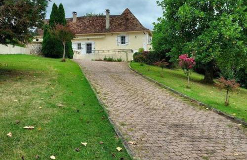 Maison avec Piscine Privée et Wifi en Dordogne - FR-1-616-501 - Foto 23