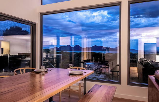 Coast Beachfront Retreat - Photo 11