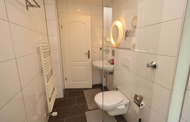 Apartment in Essen With Scenic Terrace - Photo 26