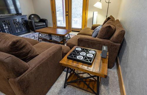 Sierra Pines Villa Deck Jetted Tub Game Rm - Photo 47