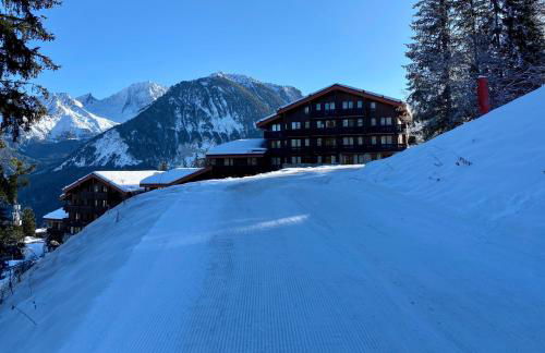 Courchevel 1550 - SUPERBE appartement SKIS AUX PIEDS ! - Foto 14