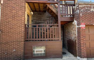 Free Parking! Private Rooftop! 3bd near downtown! - Photo 24