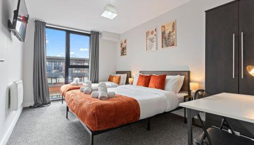 Tropical Suite - 2 Bed 2 Bath City Centre Netflix Games - Exclusive Weekly and Monthly DEALS - Raozee Homes - Foto 5