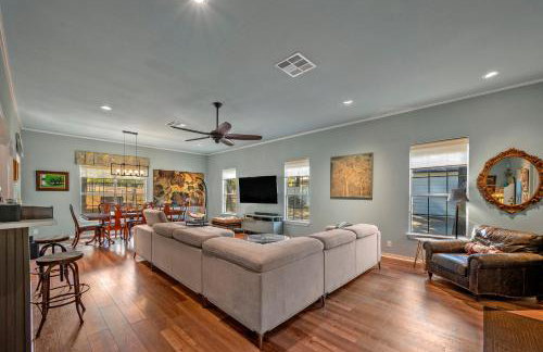 Entire Home! Fantastic Kitchen! 3 Full Baths - Foto 5