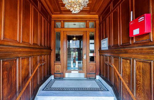 A Stylish Stay w/ a Queen Bed, Heated Floors.. #1 - Foto 9